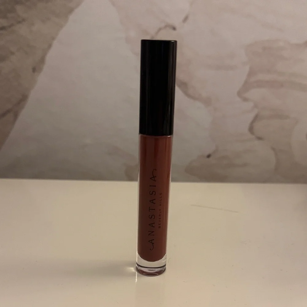 Anastasia Beverly Hills Lip Gloss - Rum